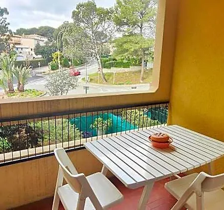 Lovely With Balcony - Near The 3* Saint-Raphaël